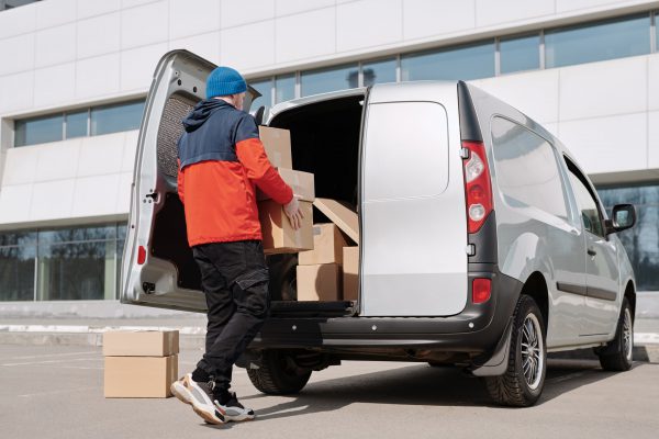 DNA Transport & Logistics Ltd serving business throughout the UK